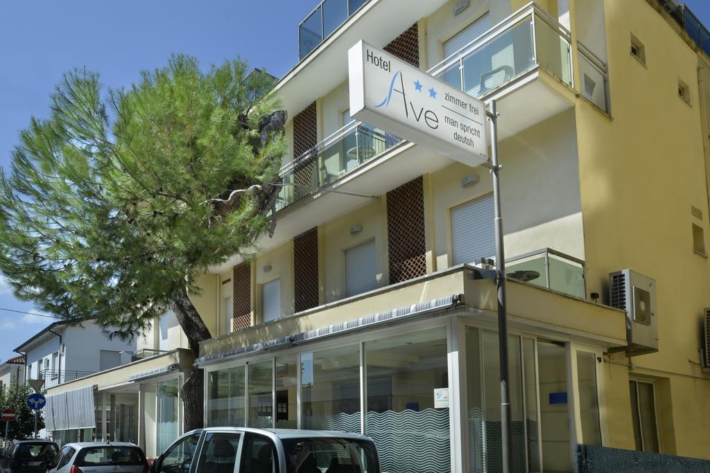 Hotel Ave Римини Екстериор снимка