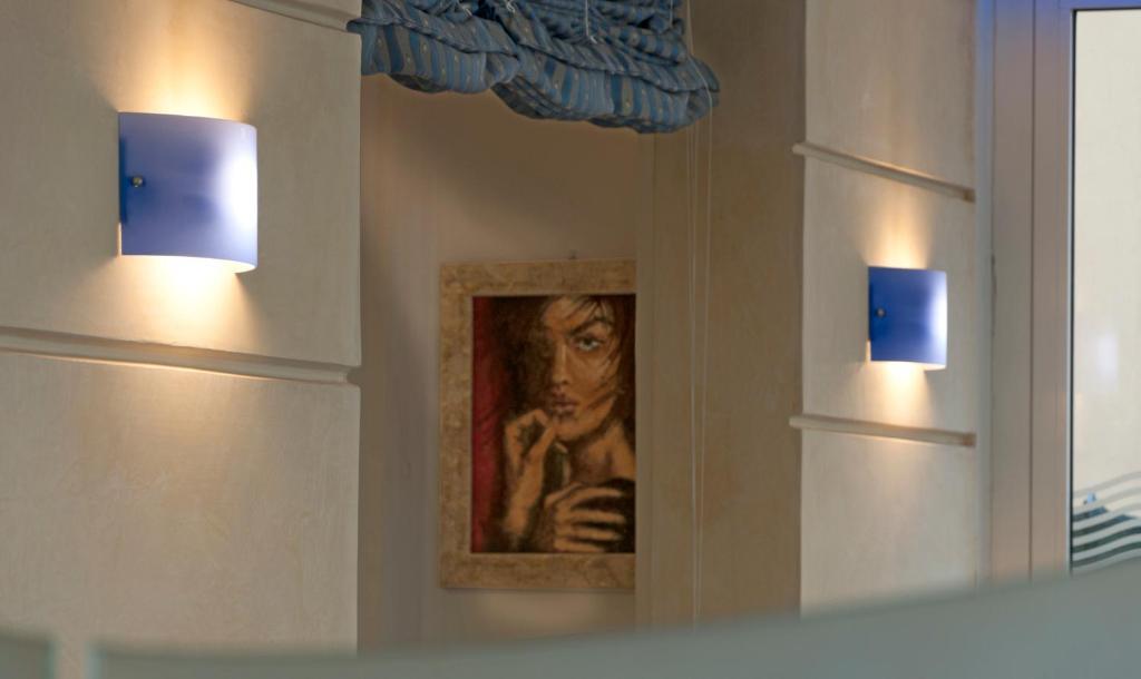 Hotel Ave Римини Екстериор снимка